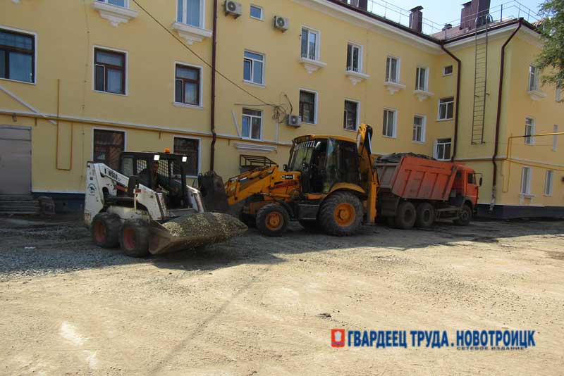 В Новотроицке по программе развития города в этом году благоустроят 16 дворов