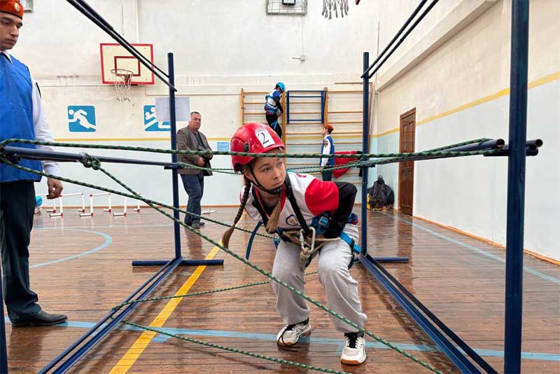 Новотроицкие школьники успешно выступили на чемпионате по пожарно-спасательным видам спорта «РегиON без_опасности»