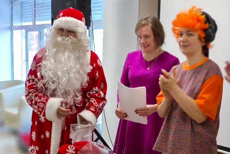 В модельной Библиотеке семейного чтения Новотроицка провели «Новогоднюю перезагрузку»