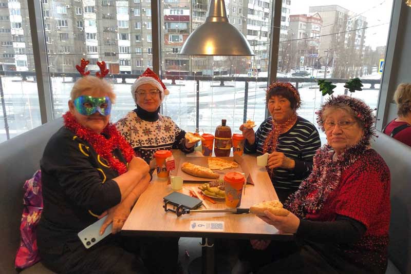 Новотрицкие любители легкой атлетики совершили новогодний забег