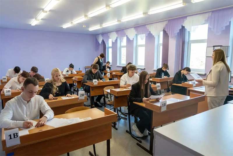 У выпускников Оренбуржья  - 138 стобалльных результатов на ЕГЭ в основном периоде