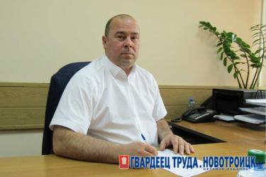 В.Некрасов: 