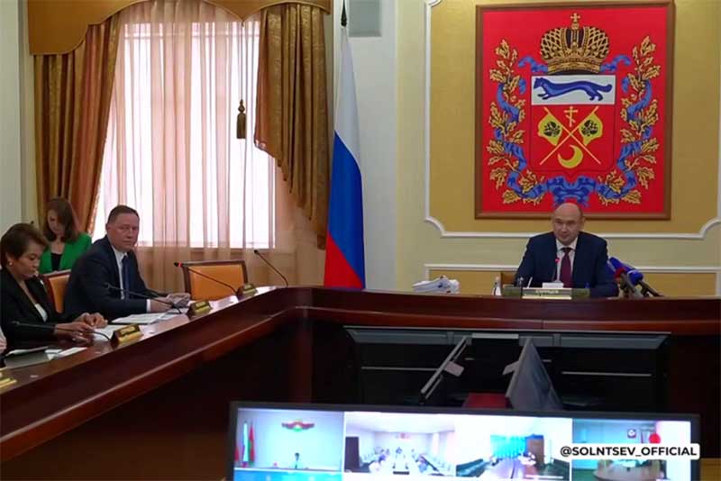 Врио губернатора Оренбуржья Е.Солнцев поручил завершить ремонт пострадавших от паводка домов до зимы