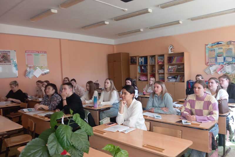 В Новотроицке внедряют  систему стимулирования молодых педагогов