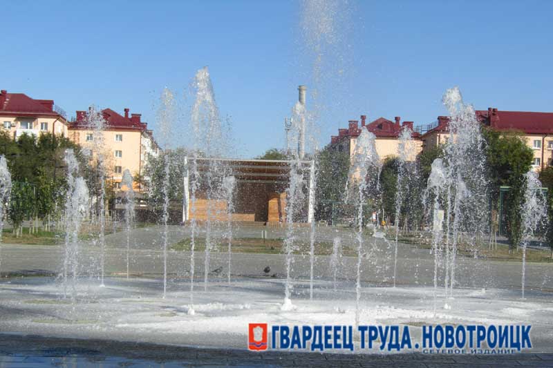 Новотройчане до весны прощаются с городскими фонтанами