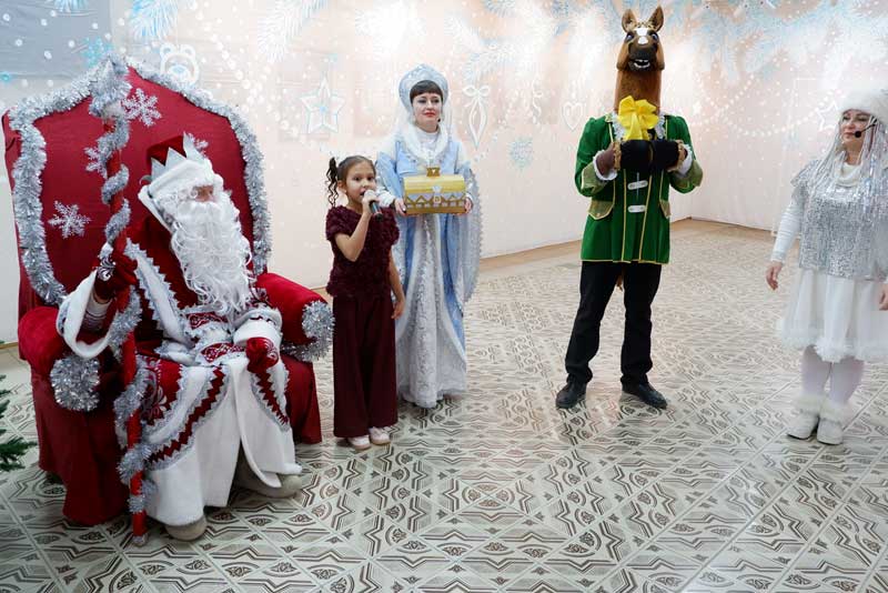 Новотроицкая детвора стала участниками вечера «Новогодних премудростей»