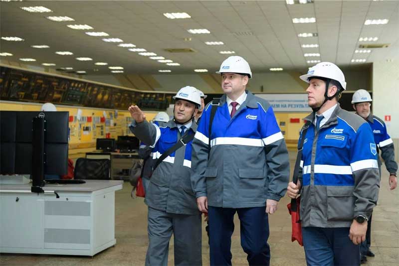 Врио губернатора Оренбуржья  Евгений Солнцев побывал на газоперерабатывающем заводе